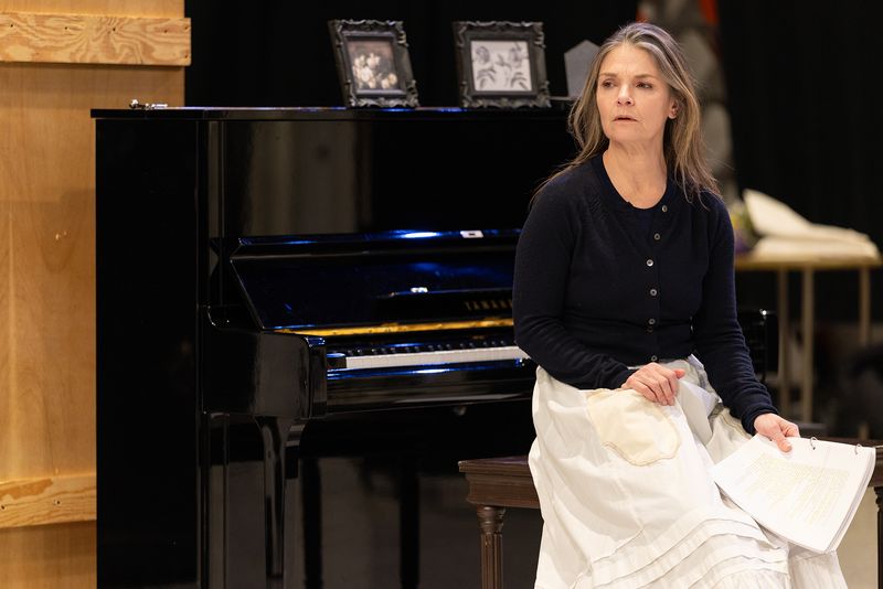 Photos: THE DANCE OF DEATH In Rehearsal at Steppenwolf Theatre — photo 8 of 17