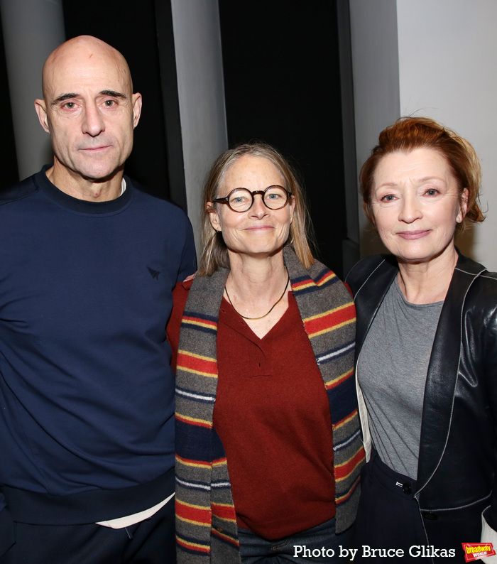 Photos: Jodie Foster Visits OEDIPUS Starring Mark Strong and Lesley Manville — photo 3 of 5