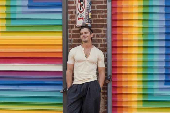 Video/Photos: The Fab Five Return for Tenth and Final Season of QUEER EYE Image