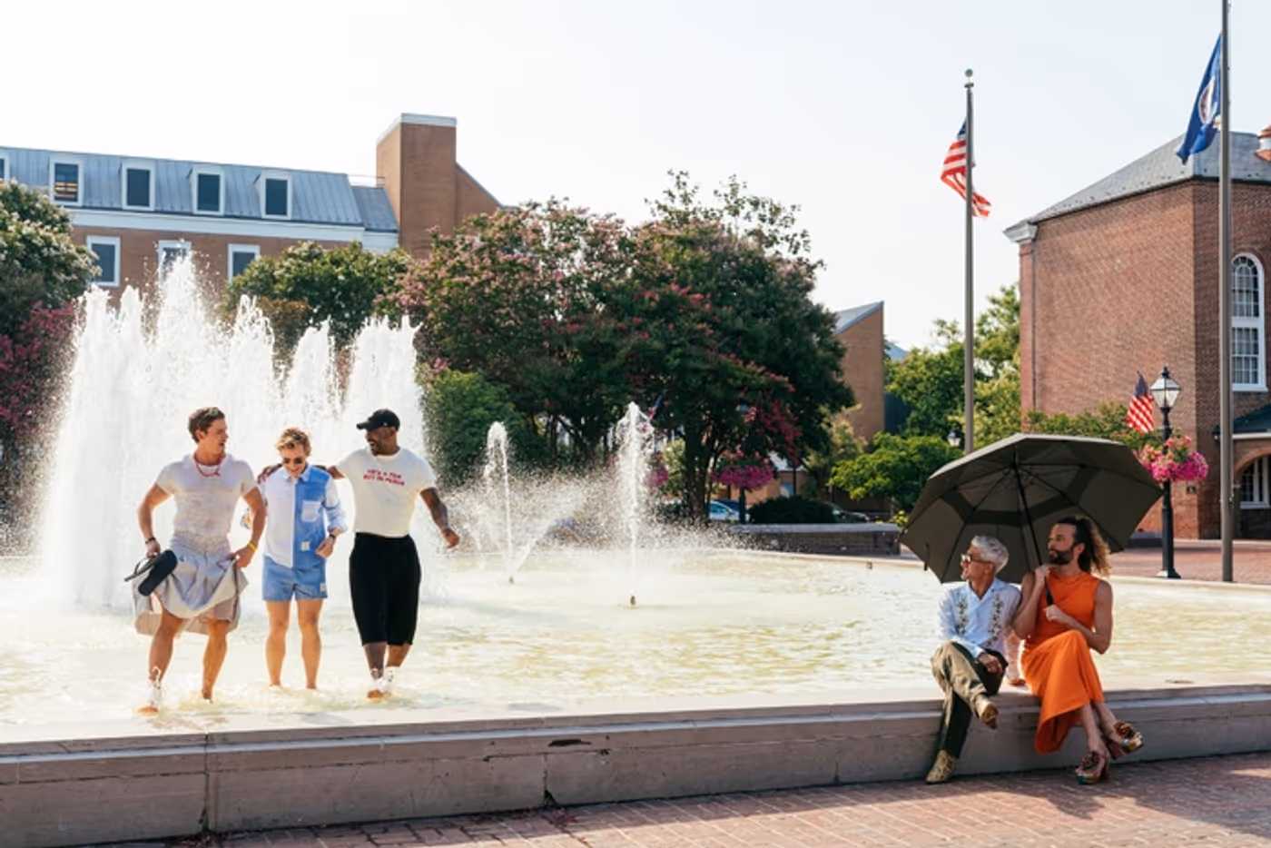 Video/Photos: The Fab Five Return for Tenth and Final Season of QUEER EYE  Image