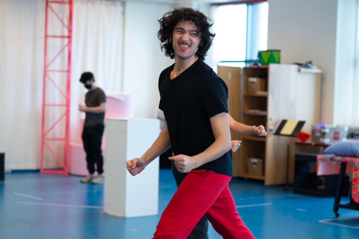 Photos: GO, DOG. GO! • VE PERRO ¡VE! in Rehearsal at Children’s Theatre Company  Image
