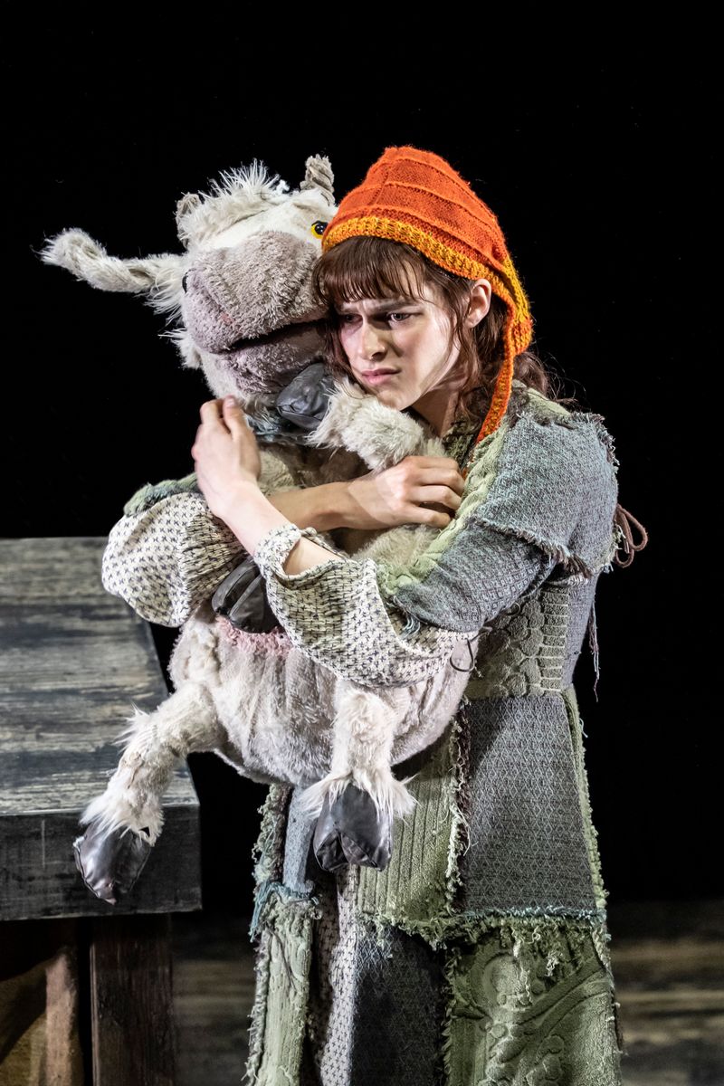 Photos/Video: INTO THE WOODS at the Bridge Theatre in London — photo 8 of 16