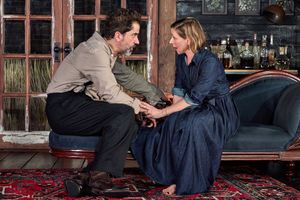 Hamish Linklater and Miriam Silverman Photo