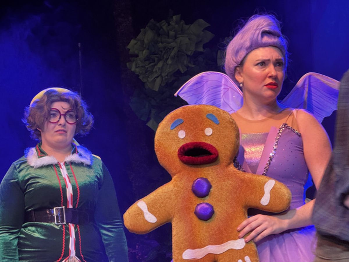 Shoemaker''s Elf (Taylor Lee Hall) with Sugar Plum Fairy and Gingy (Ashleigh Chrisena Ricci) at 