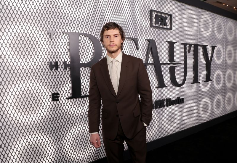 Photos: Anthony Ramos, Ben Platt, & More at Premiere for FX's THE BEAUTY — photo 1 of 52