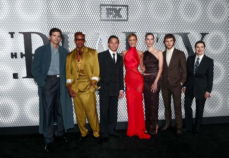 Photos: Anthony Ramos, Ben Platt, & More at Premiere for FX's THE BEAUTY — photo 41 of 52