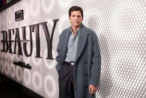 Ashton Kutcher  Photo