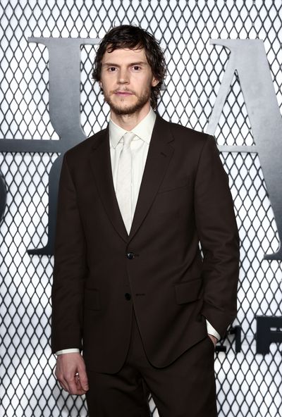 Evan Peters Photo