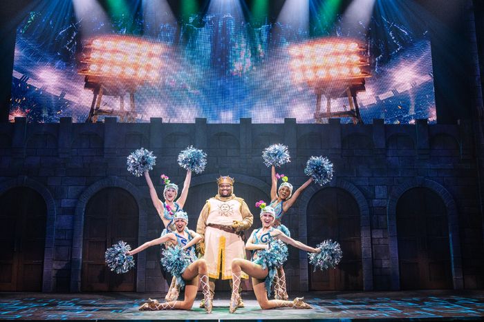 Photos/Video: New Look At SPAMALOT National Tour — photo 18 of 19