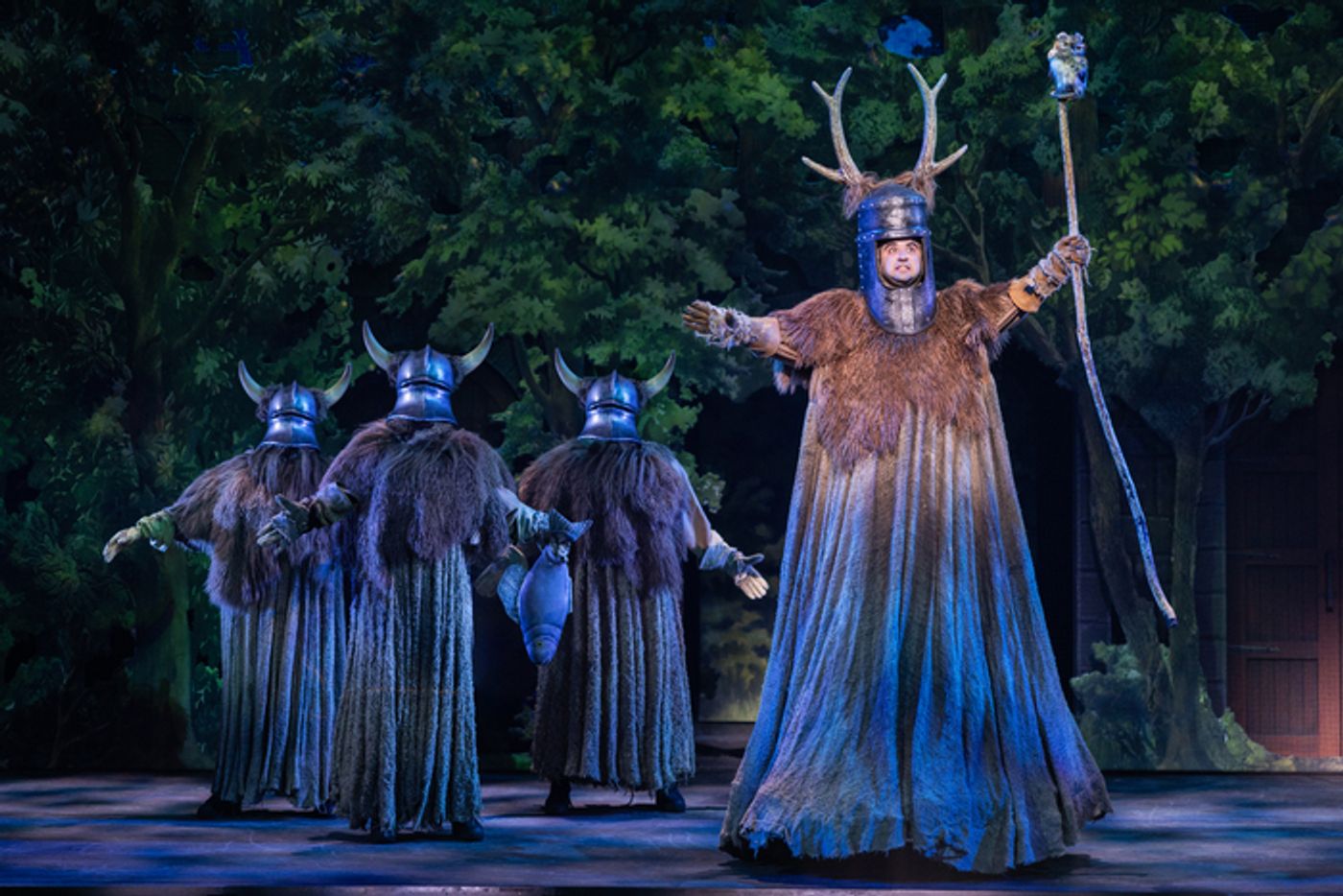 Photos/Video: New Look At SPAMALOT National Tour  Image