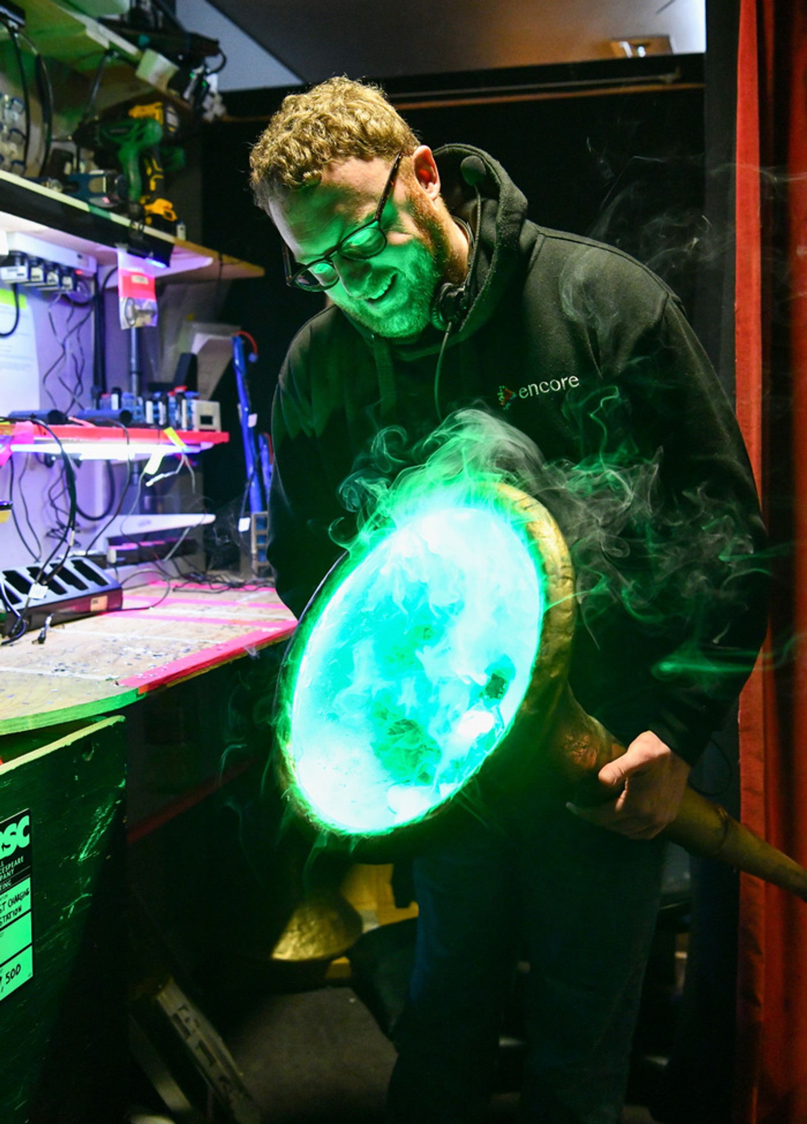 Photos: Backstage at The Royal Shakespeare Company's THE BFG — photo 24 of 27