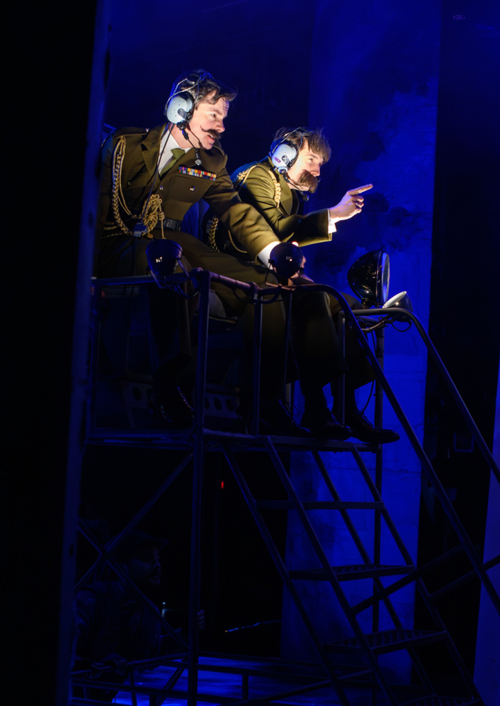 Photos: Backstage at The Royal Shakespeare Company's THE BFG — photo 5 of 27