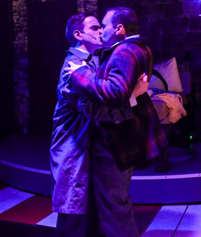 Review: ANGELS IN AMERICA, PART ONE: MILLENNIUM APPROACHES at Theater West End Image