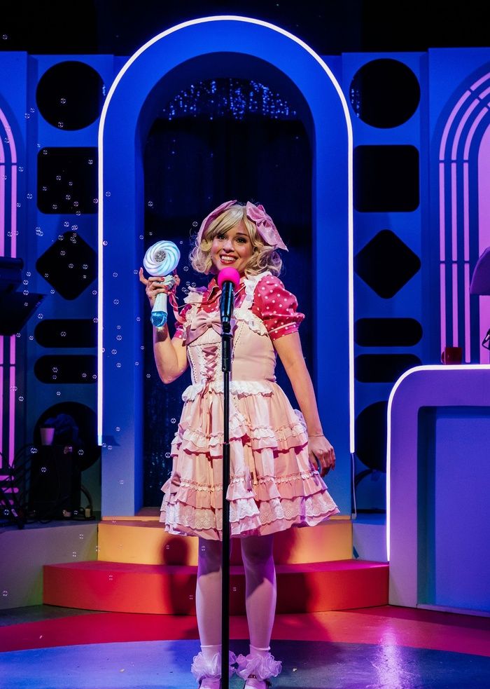 Photos: KID GLOVES at The Skylight Theatre  Image