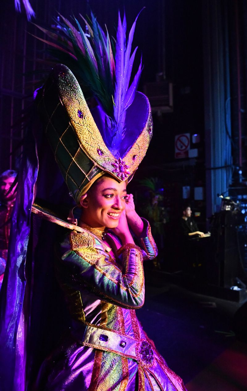 Photos: Behind the Scenes of ROBIN HOOD at Birmingham Hippodrome — photo 17 of 30