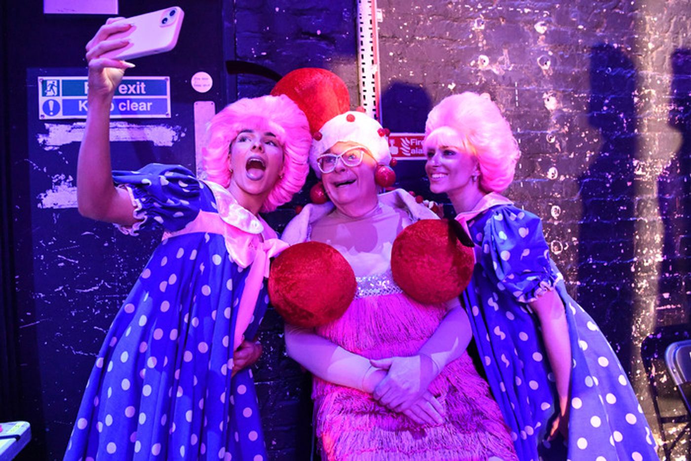 Photos: Behind the Scenes of ROBIN HOOD at Birmingham Hippodrome  Image