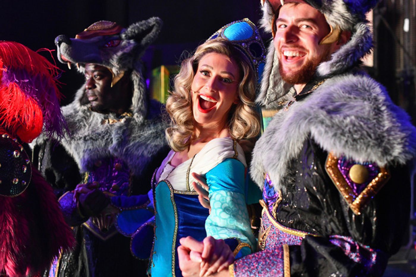 Photos: Behind the Scenes of ROBIN HOOD at Birmingham Hippodrome  Image