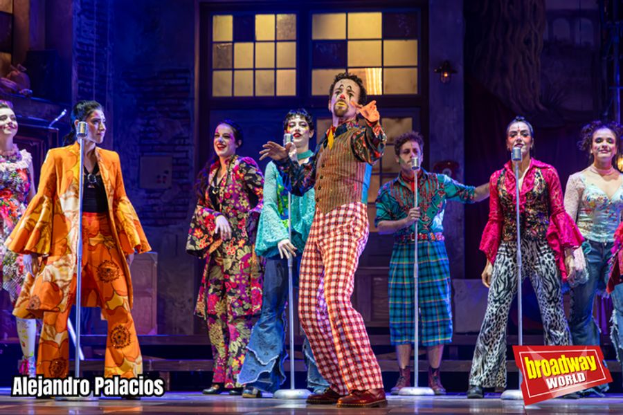 PHOTOS: GODSPELL, dirigido por Antonio Banderas, se presenta en el Teatro Pavón de Madrid  Image