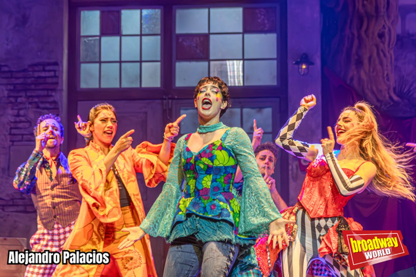 PHOTOS: GODSPELL, dirigido por Antonio Banderas, se presenta en el Teatro Pavón de Madrid  Image