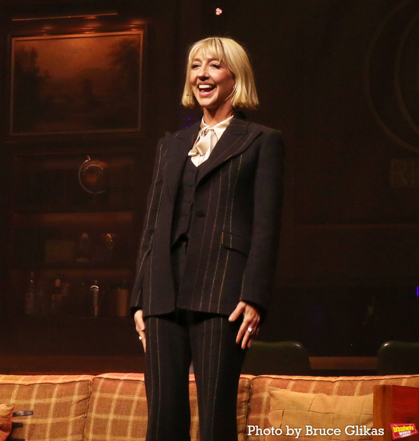 Photos: Sarah Silverman, Heidi Gardner, and More Join ALL OUT: COMEDY ABOUT AMBITION  Image