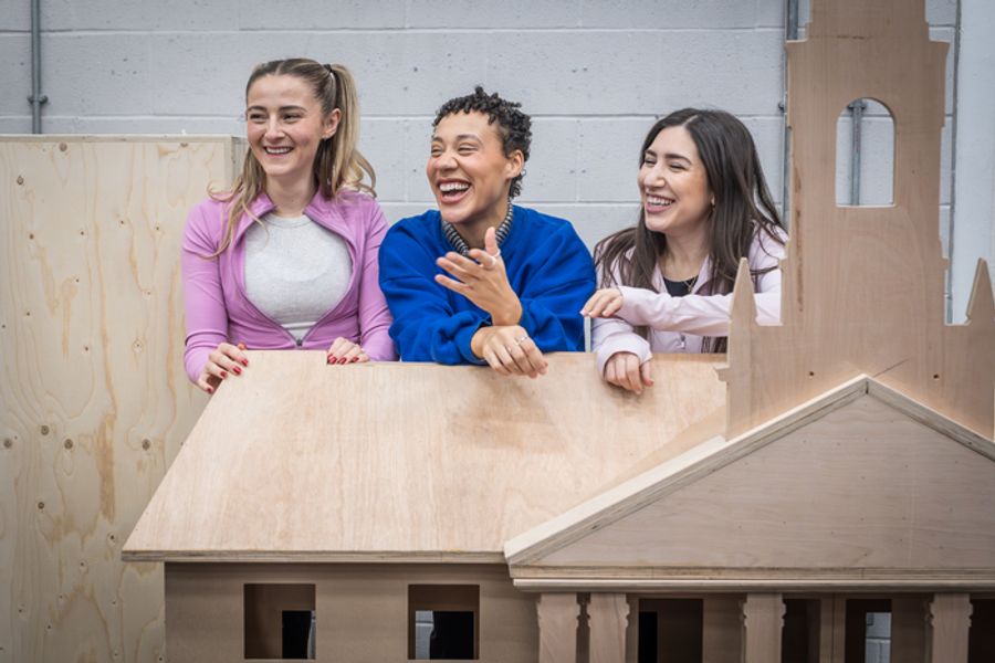 Photos: LEGALLY BLONDE THE MUSICAL UK and Ireland Tour in Rehearsal Image