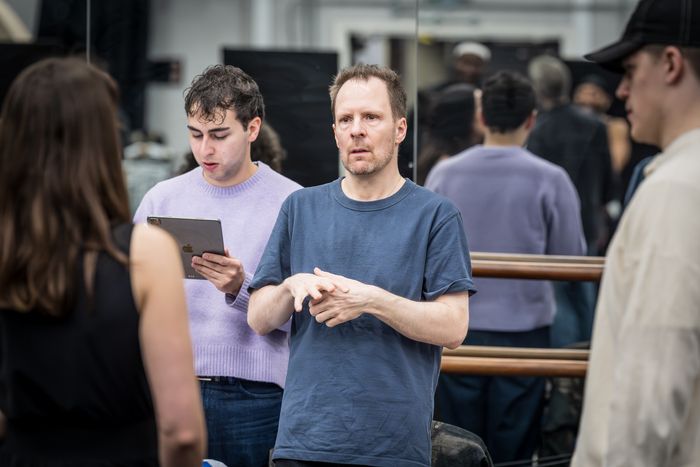 Photos: LEGALLY BLONDE THE MUSICAL UK and Ireland Tour in Rehearsal — photo 4 of 18