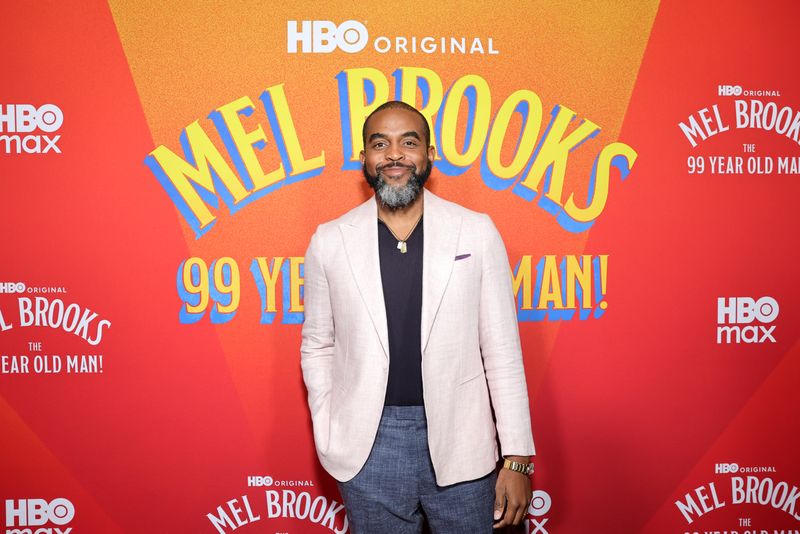 Photos: Mel Brooks, Josh Gad, & More Attend Premiere for MEL BROOKS: THE 99 YEAR OLD MAN! — photo 30 of 52