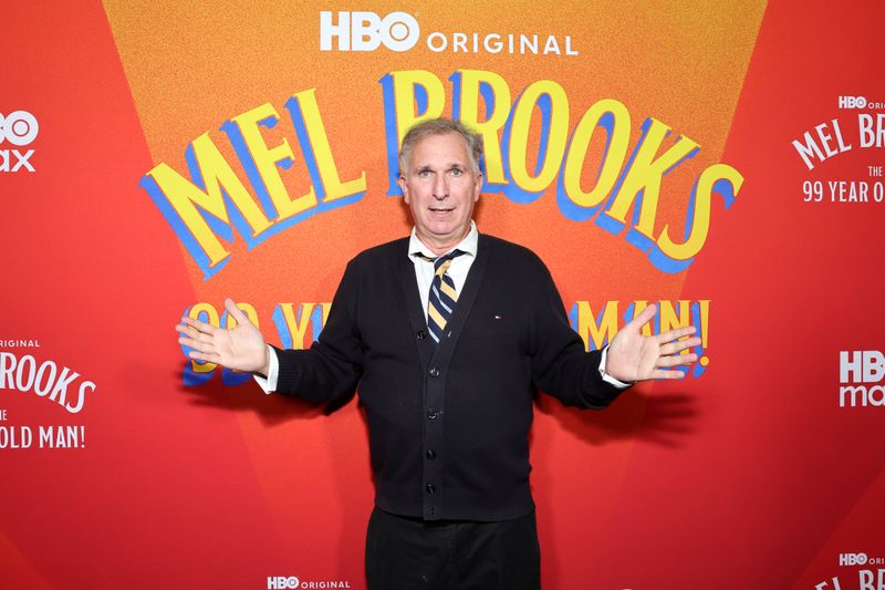 Photos: Mel Brooks, Josh Gad, & More Attend Premiere for MEL BROOKS: THE 99 YEAR OLD MAN! — photo 31 of 52