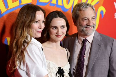 Leslie Mann, Maude Apatow and Judd Apatow Photo
