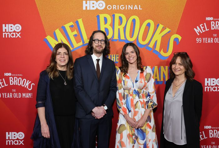 Photos: Mel Brooks, Josh Gad, & More Attend Premiere for MEL BROOKS: THE 99 YEAR OLD MAN! — photo 49 of 52