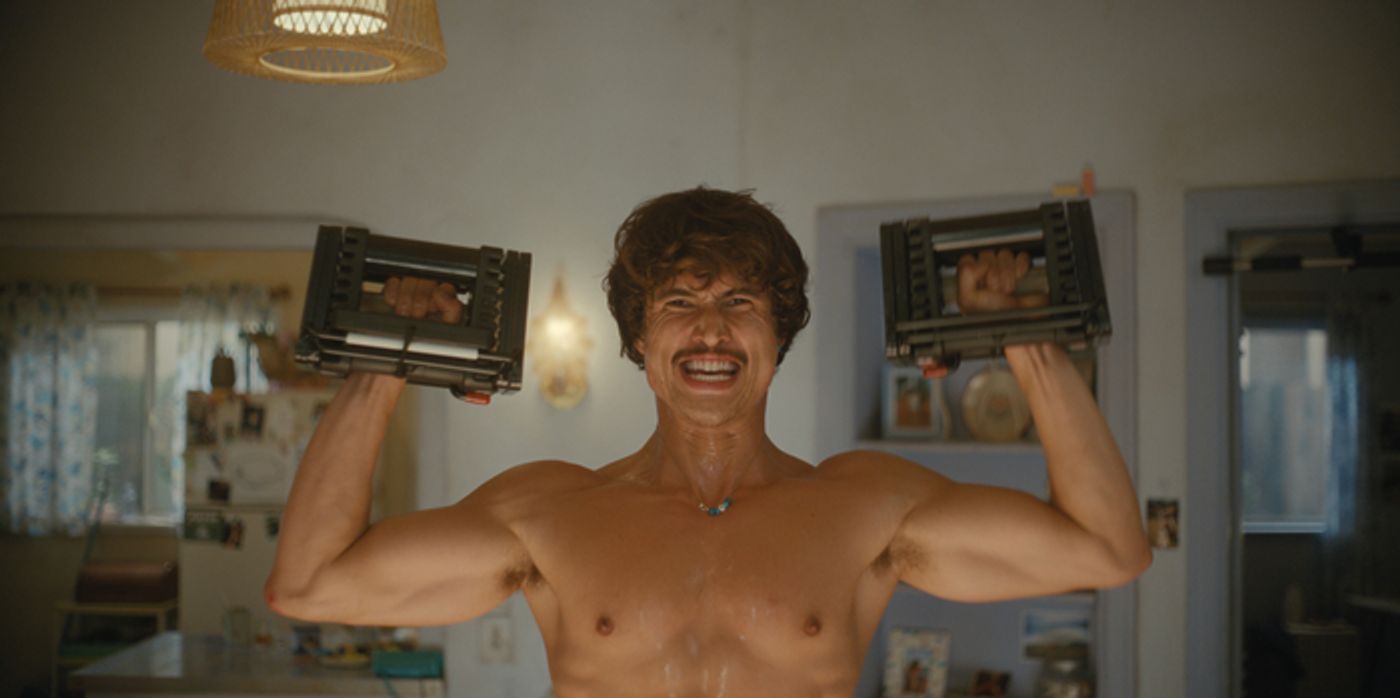 Photos: First Look at Oscar Isaac, Carey Mulligan, & More in BEEF Season 2  Image