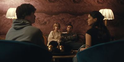 Charles Melton, Carey Mulligan, Oscar Isaac, Cailee Spaeny  Photo