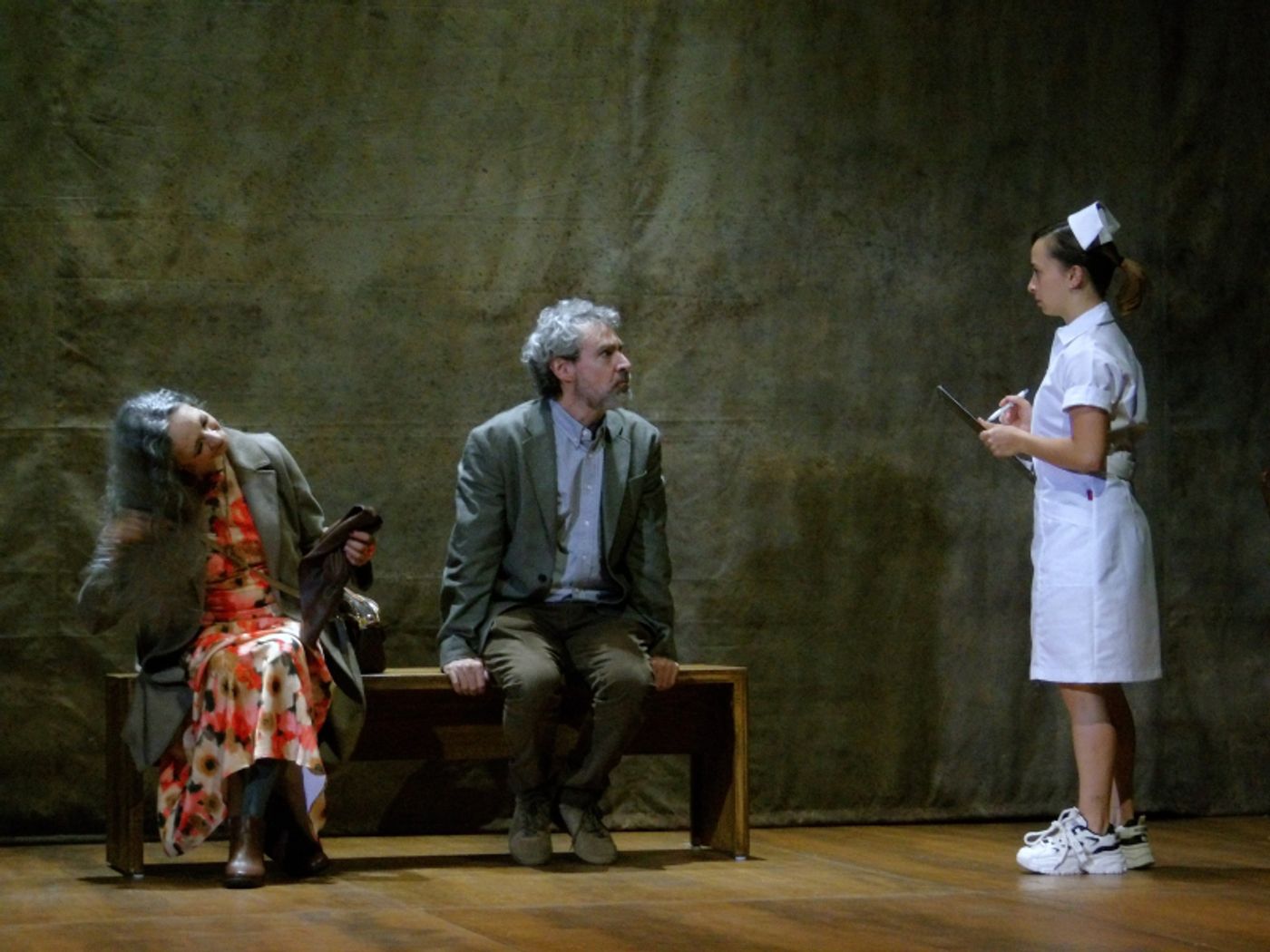 Crítica: MR. GWYN en el Teatro Helénico Crítica: MR. GWYN en el Teatro Helénico Image