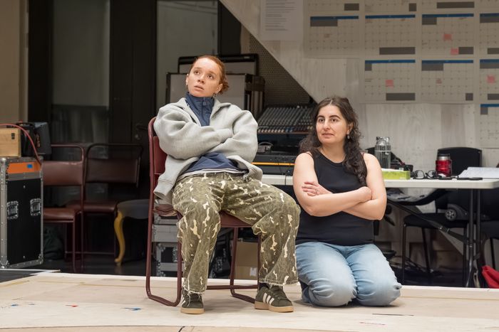 Photos: EVENING ALL AFTERNOON in Rehearsal at Donmar Warehouse — photo 9 of 11