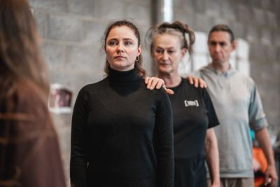 Sasha Syzonenko, Liz Kettle, Phillipe Spall  Photo