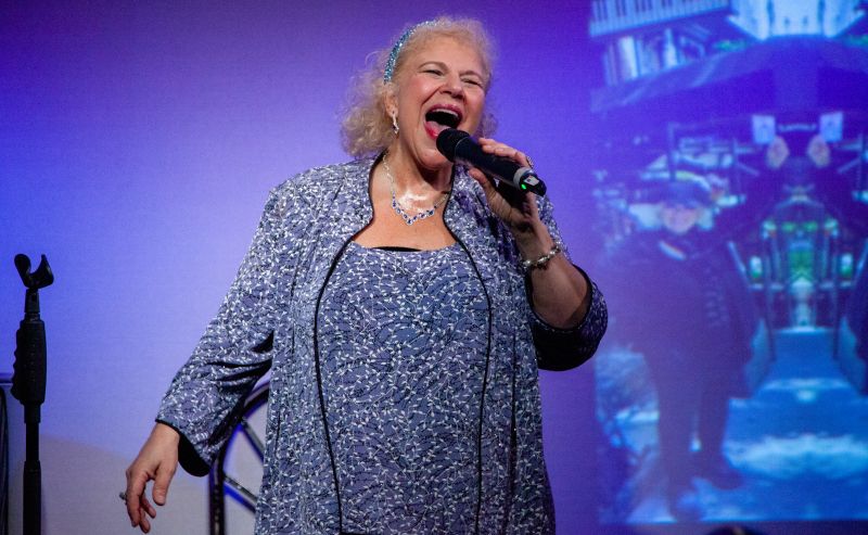 Review: Debi Toni Serves Laughs and Vocals With DOUBLE TROUBLE at Don't Tell Mama Image