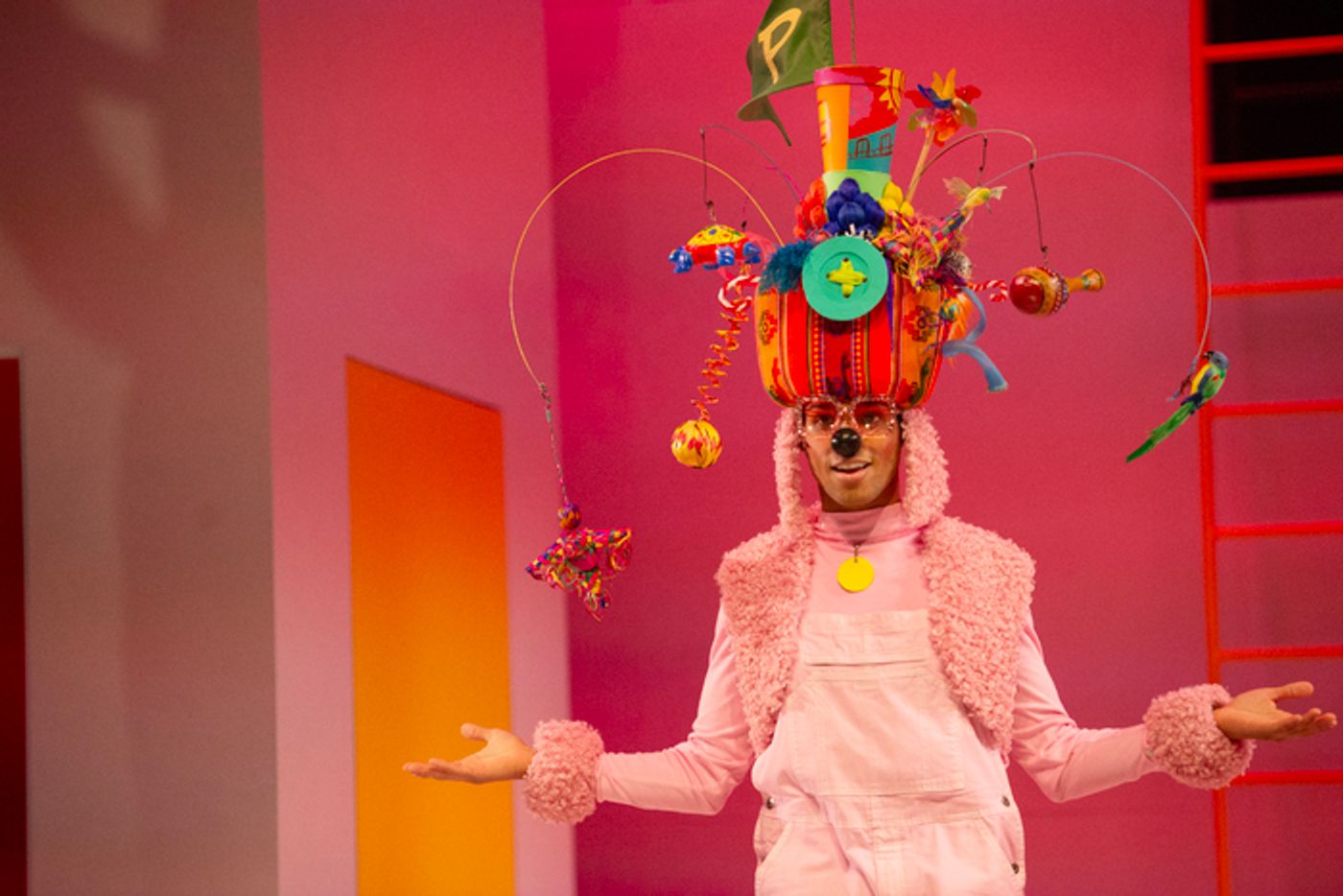 Photos: Children’s Theatre Company Presents GO, DOG. GO! • VE PERRO ¡VE! Photos: Children’s Theatre Company Presents GO, DOG. GO! • VE PERRO ¡VE! Image