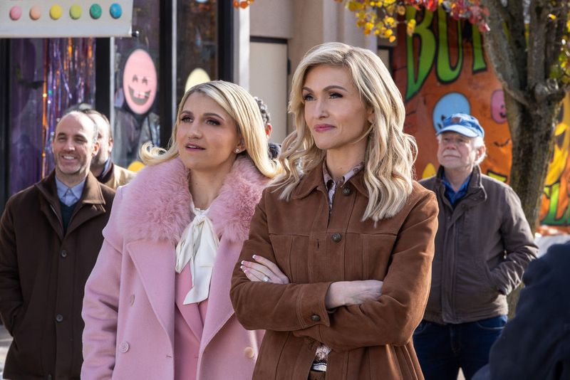 Photos: First Look at Guest Star Annaleigh Ashford in New Episode of STUMBLE — photo 1 of 2