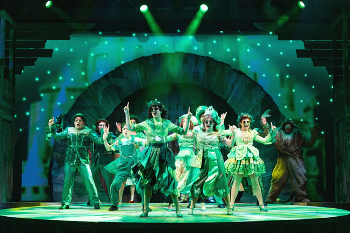 Photos: THE WIZARD OF OZ At at Casa Mañana  Image