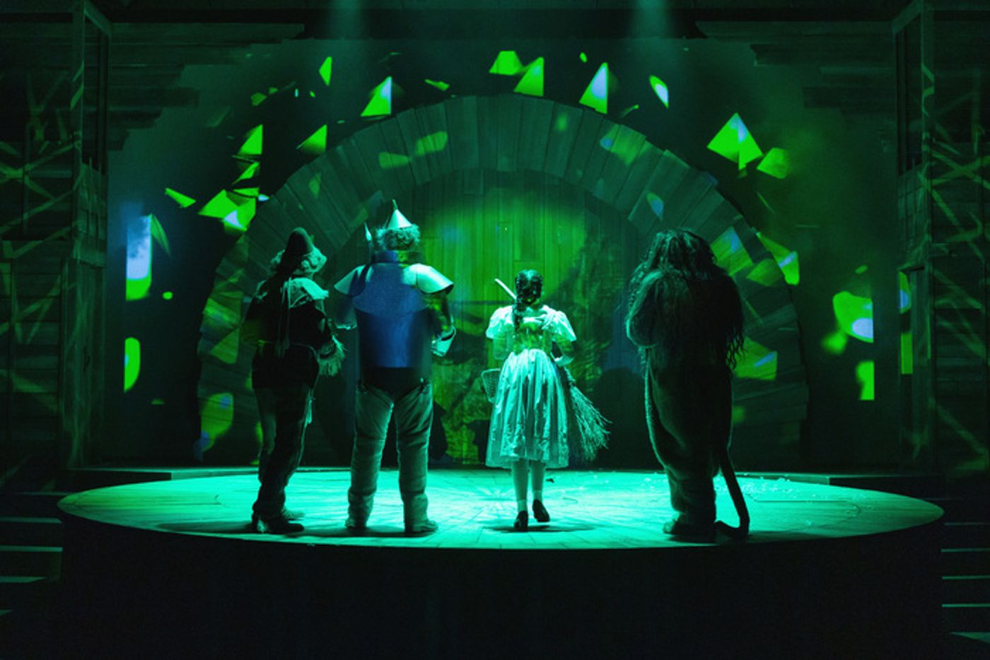 Photos: THE WIZARD OF OZ At at Casa Mañana  Image