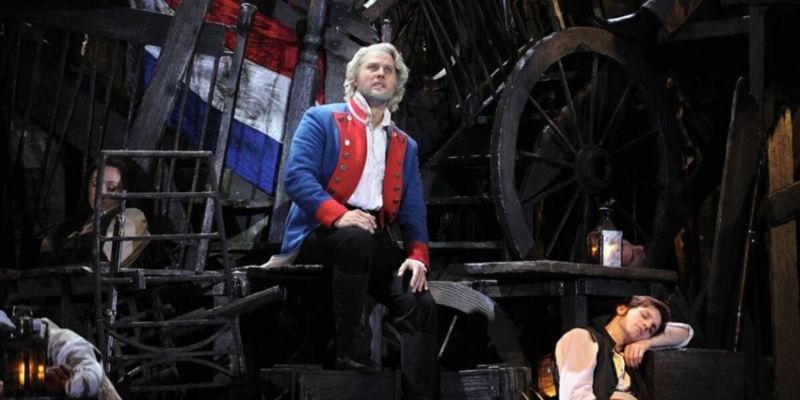 Review: LES MISERABLES WORLD TOUR—Four Decades of Heart, Heroism, and Hope Image