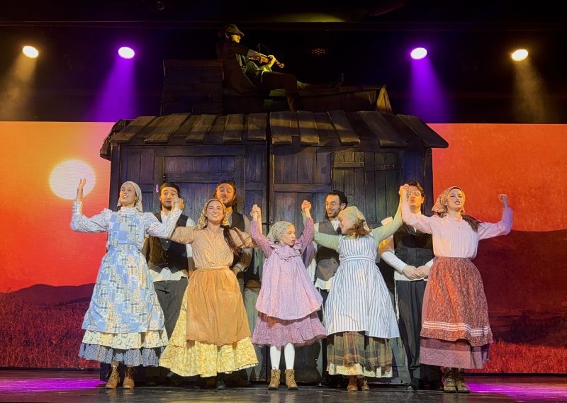 Review: FIDDLER ON THE ROOF at Broadway Palm Dinner Theatre Image