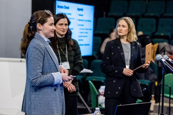 Photos: Lincoln Center Theater Hosts Convening for Teaching Artists Working With Multilingual Learners — photo 22 of 51