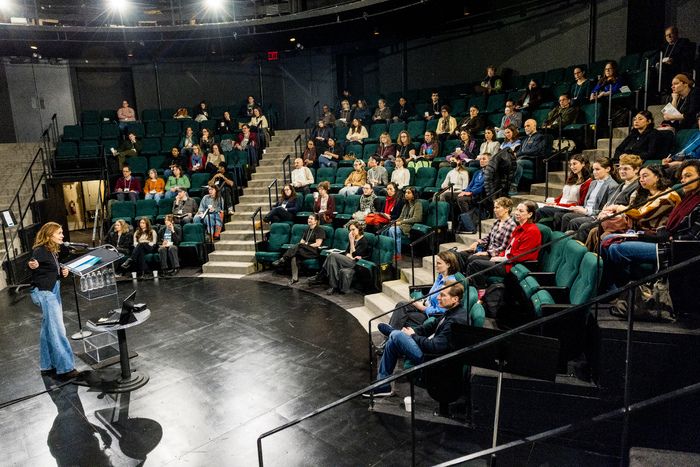 Photos: Lincoln Center Theater Hosts Convening for Teaching Artists Working With Multilingual Learners — photo 40 of 51