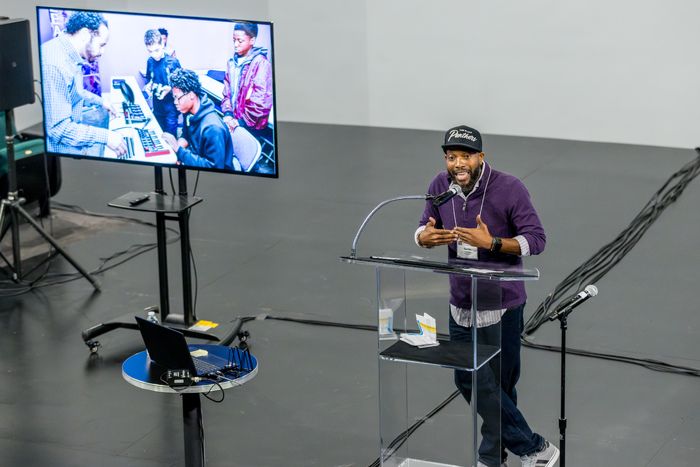 Photos: Lincoln Center Theater Hosts Convening for Teaching Artists Working With Multilingual Learners — photo 2 of 51