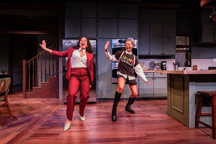Photos: James Ijames' GOOD BONES at Arden Theatre Company — photo 2 of 5