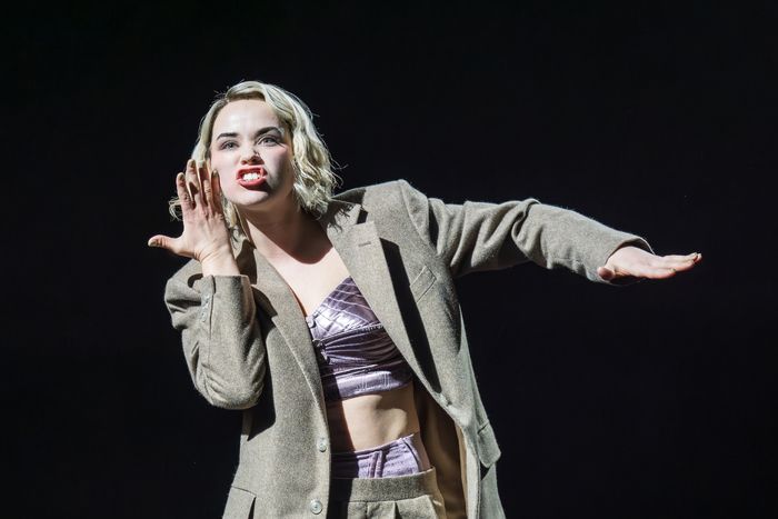 Photos: Matt Willis and Katie Hall in CABARET AT THE KIT KAT CLUB — photo 10 of 14