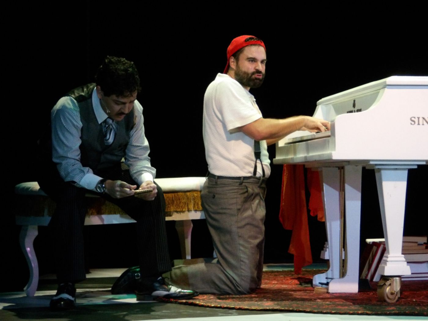Review: ASESINATO PARA DOS at Teatro Milán  Image