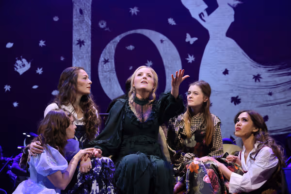 Spohie Pollono, Kelly Mathieson, Kerry Ellis, Eleanor Grant, Christine Allado  Photo