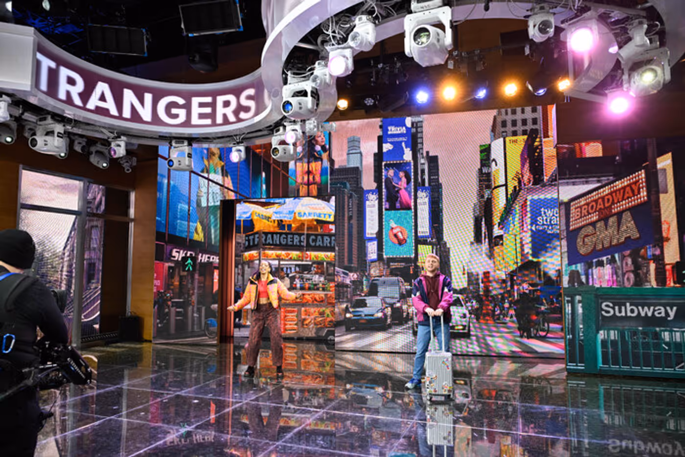 Photos/Video: Sam Tutty and Christiani Pitts Perform TWO STRANGERS Medley on GOOD MORNING AMERICA  Image